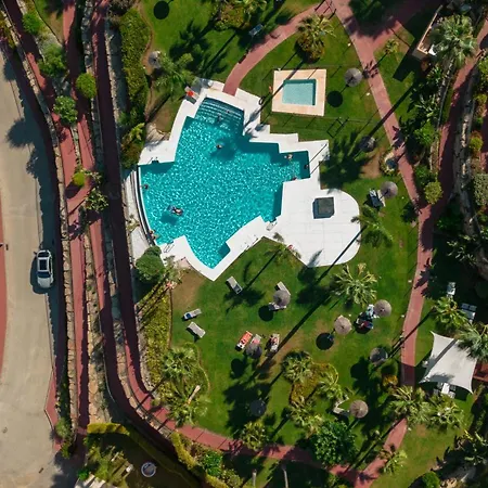 Beautiful Apartment, With Private Terrace In Benahavis, Marbella * Estepona