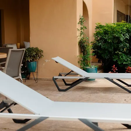 Апартаменты Beautiful Apartment, With Private Terrace In Benahavis, Marbella Эстепона