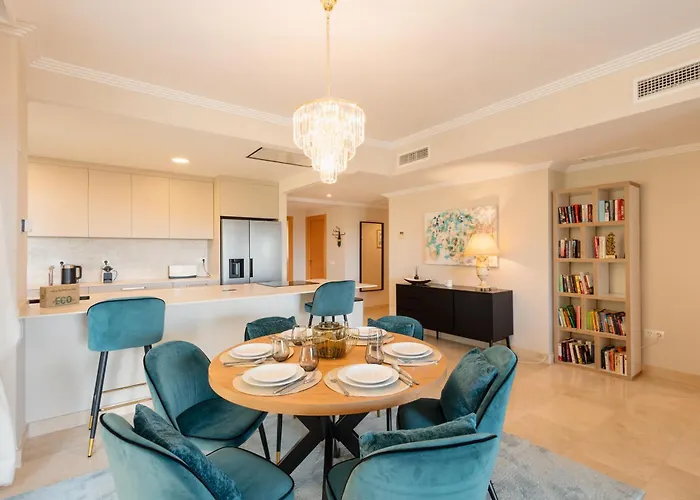 Beautiful Apartment, With Private Terrace In Benahavis, Marbella Lägenhet *