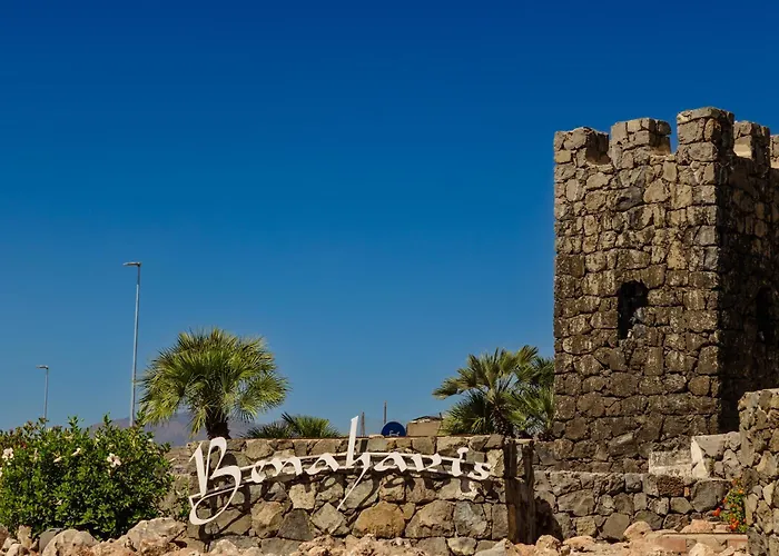 Beautiful Apartment, With Private Terrace In Benahavis, Marbella *