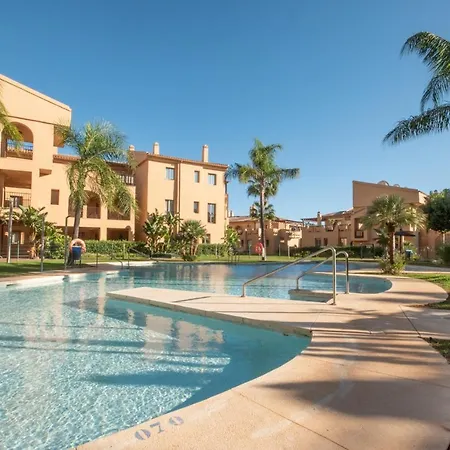 Beautiful In Benahavis, Marbella Apartamento Estepona