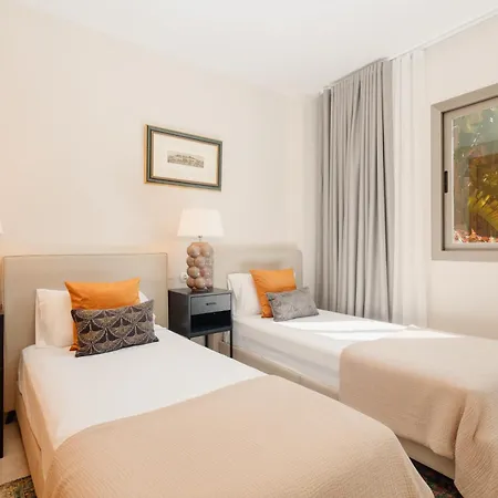 Daire Beautiful Apartment, With Private Terrace In Benahavis, Marbella Estepona