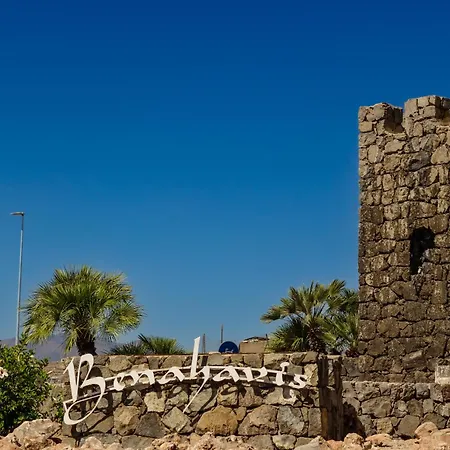 Beautiful Apartment, With Private Terrace In Benahavis, Marbella *