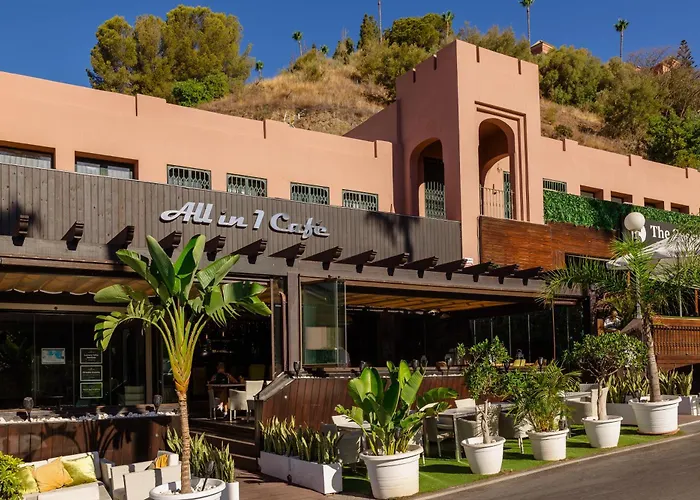 Beautiful Apartment, With Private Terrace In Benahavis, Marbella