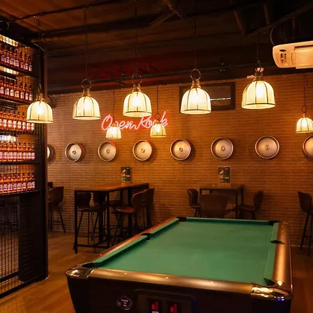 Beautiful Apartment, With Private Terrace In Benahavis, Marbella Appartement *